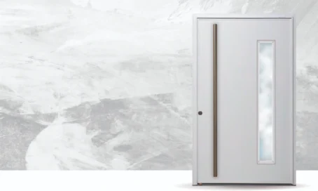Puerta Exterior Pivotante Ciega Postigo Fijo